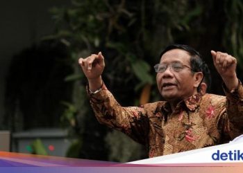 Mahfud Mau Aktifkan Polisi Siber: Orang Ngancam Jam 8 Pagi, Jam 10 Ditangkap