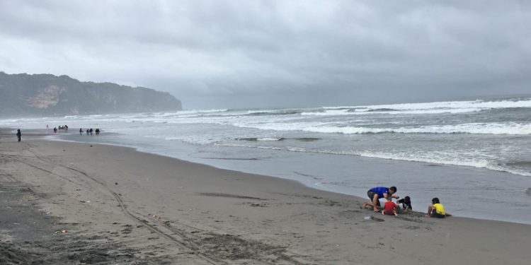 Ada Tes Antigen Acak di untuk Wisatawan di Parangtritis