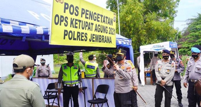 Kapolda Bali Pantau Situasi Kamtibmas Arus Balik di Pelabuhan Gilimanuk