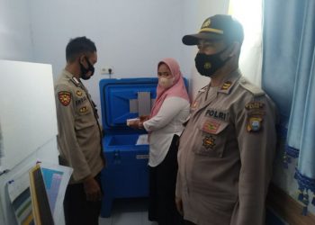 Dengan Menggunakan Ranmor Dinas Polsek Cenrana Vaksi Covid-19 Di Kawal Oleh Personil Polsek Kepuskesmas Kecamatan Cenrana