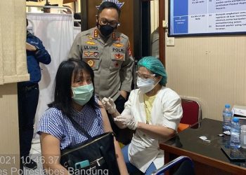 Polres Jakarta Selatan Vaksinasi 2.700 Warga