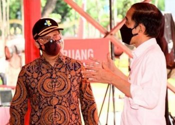 Jokowi Minta Target Vaksinasi di Daerah Dilipatgandakan