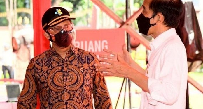 Jokowi Minta Target Vaksinasi di Daerah Dilipatgandakan