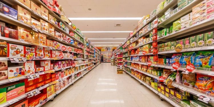 PPKM Level 4, Supermarket dan Pasar Tradisional Dibatasi Hanya Sampai Pukul 20.00