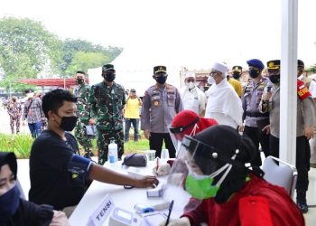 Gelar Vaksinasi Massal Covid-19, TNI-Polri Gandeng Rabithah Alawiyah