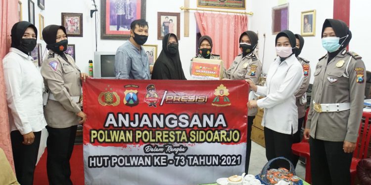 Sambut HUT Polwan Ke-73, Polwan Polresta Sidoarjo Anjangsana ke Purnawirawan
