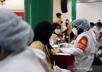 Ribuan Mahasiswa Divaksinasi Covid-19 di Universitas Bhayangkara