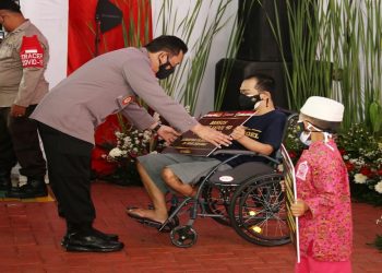 Kapolri Minta Jajaran Gelorakan Slogan Pakai Masker dan Vaksinasi