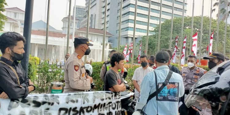 Program Wifi Disinggung, Mahasiswa Minta KPK Periksa Kadis Kominfo DKI