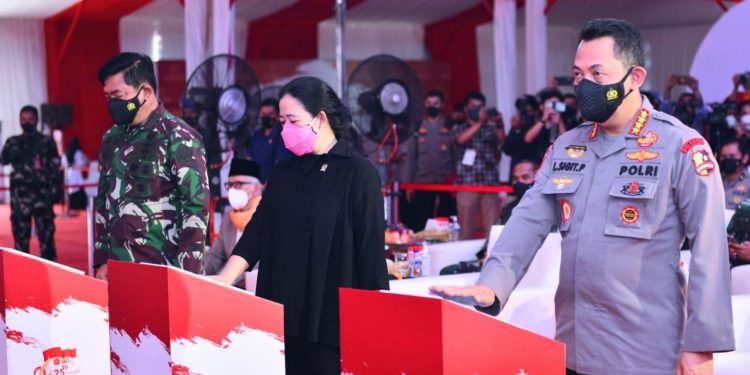 Kapolri Sigit: Terus Kerja Keras Tanggulangi Covid-19