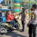 Lindungi Warga dari Covid-19, Polisi Bagikan Masker Gratis Ditengah PPKM