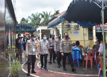 Bupati Balangan Tinjau Vaksinasi Polri Presisi dan Semangati Nakes