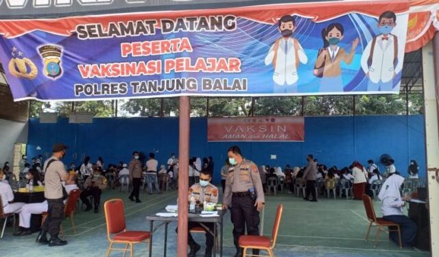 Polres Tanjung Balai Gelar Vaksinasi Polri Presisi untuk Pelajar Tingkat SMA se-Kota Tanjung Balai