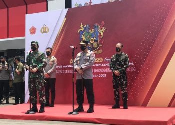 Cek Vaksinasi di Mako Brimob, Kapolri Sampaikan Target 2 Juta Vaksin Sehari