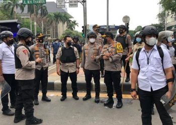 Buruh Demo di Surabaya, Personel TNI/Polri Diterjunkan