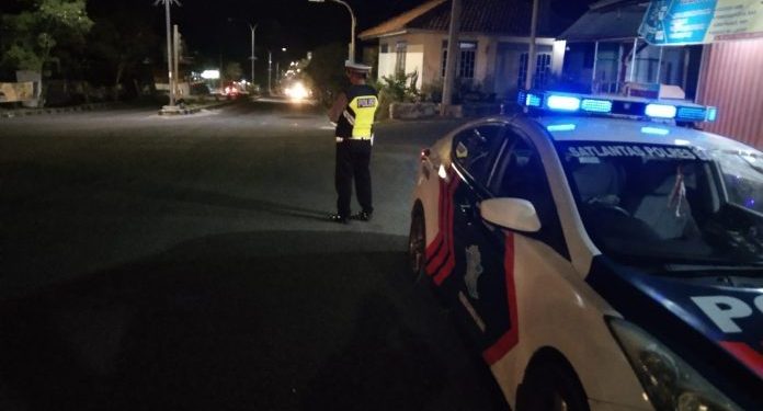 Patroli Satlantas Polres Bangka Barat Sampaikan Himbauan Kamtibmas