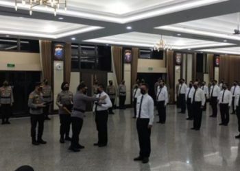 Lantik Eks Pegawai KPK Jadi ASN, Kapolri Kutip Pesan Jokowi