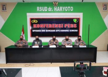 Tim DVI Mabes Polri Kembali Identifikasi Tujuh Jenazah Korban Semeru