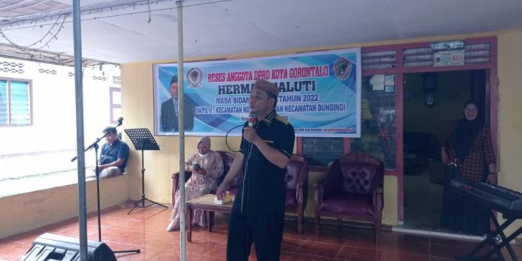 Herman Haluti Tindaklanjuti Keluhan Warga Molosifat W