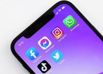 Pemkot Bandung Kembangkan Aplikasi Lapor untuk Respons Keluhan Warga di Medsos 