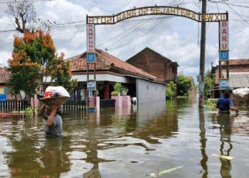 Banjir Kudus 1.233 Warga Mengungsi dan 5 Orang Meninggal