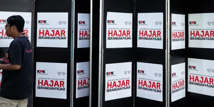 Serangan Fajar Mendekati Pemilu 2024, Bagaimana Hukumnya dalam Islam?